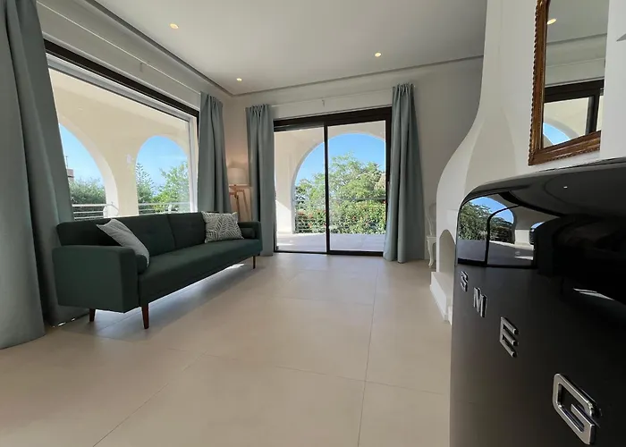 Carla 公寓 切法卢